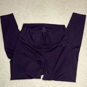 Oalka yoga pants size XL dark brown, like new condition